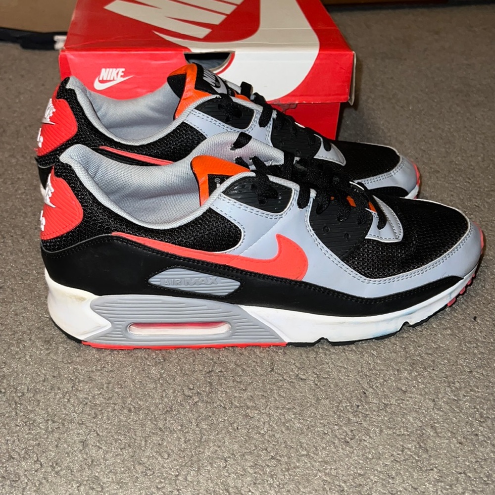 Nike Air Max 90, used but hardly worn! Great condition!